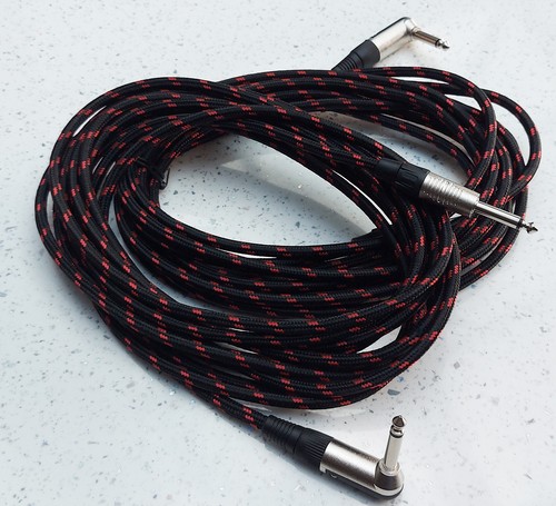 Guitar leads 2 - of, 2-